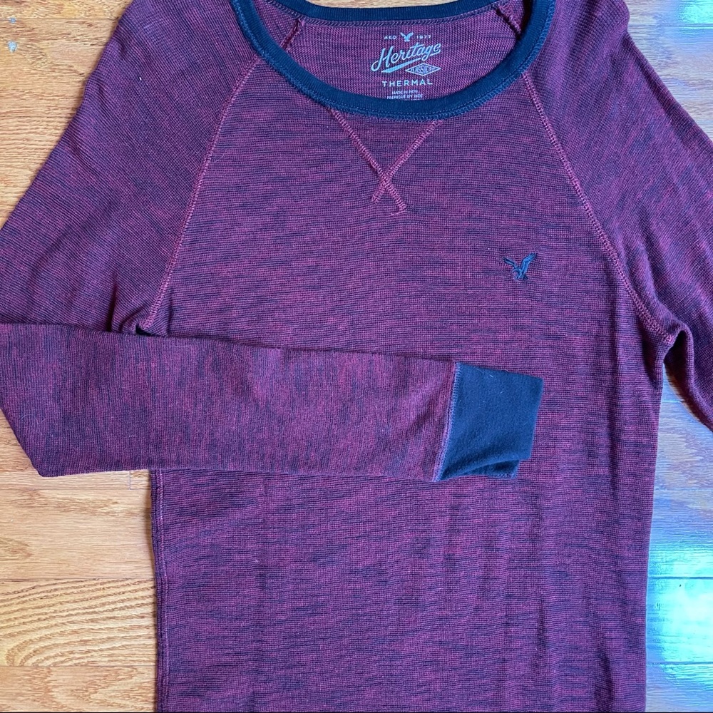 American Eagle Men’s Small thermal Tee